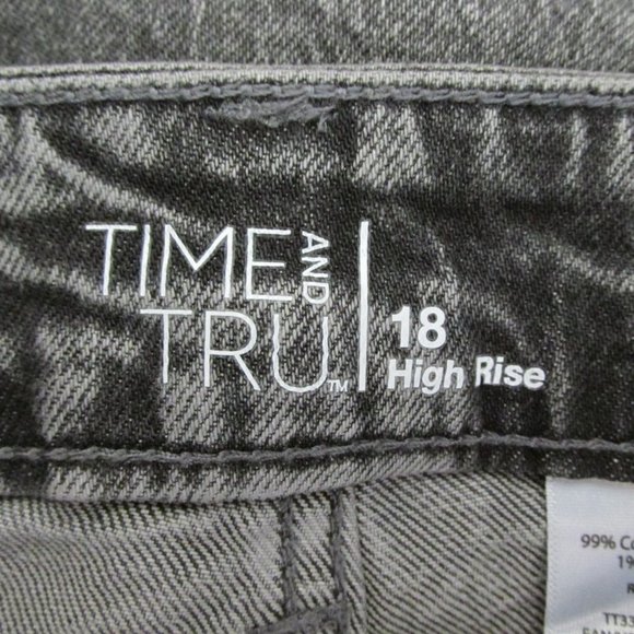 TIME & TRU WOMEN'S SIZE 18 CAPRIS JEANS GREY ACID WASHED DENIM HIGH RISE CROPPED - Picture 6 of 12